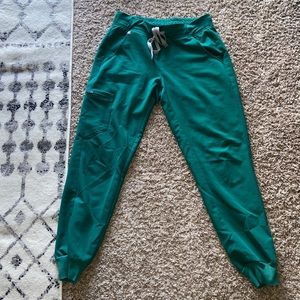 Hunter green figs Joggers